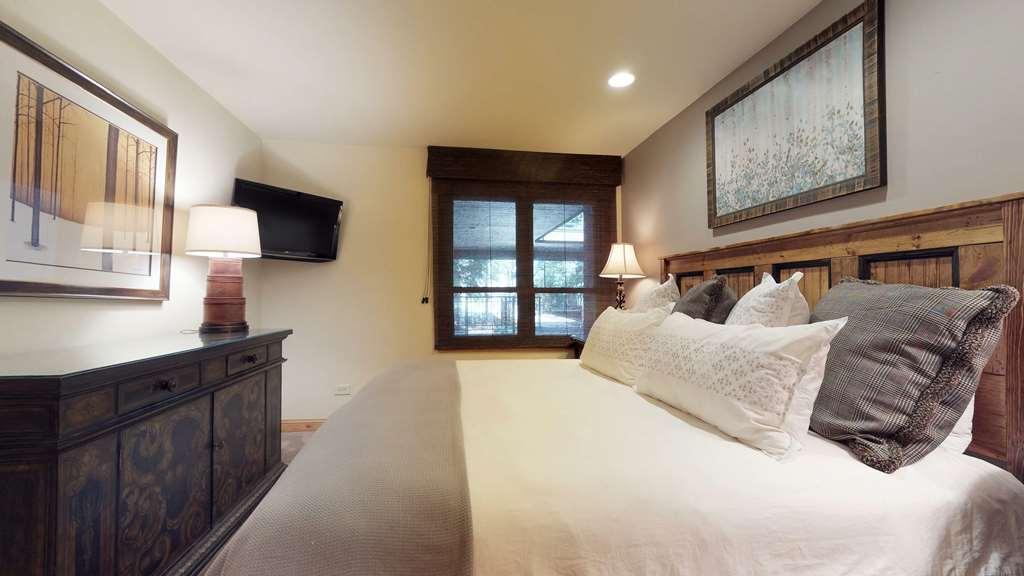 Готель Montaneros In Vail, A Destination By Hyatt Residen Номер фото